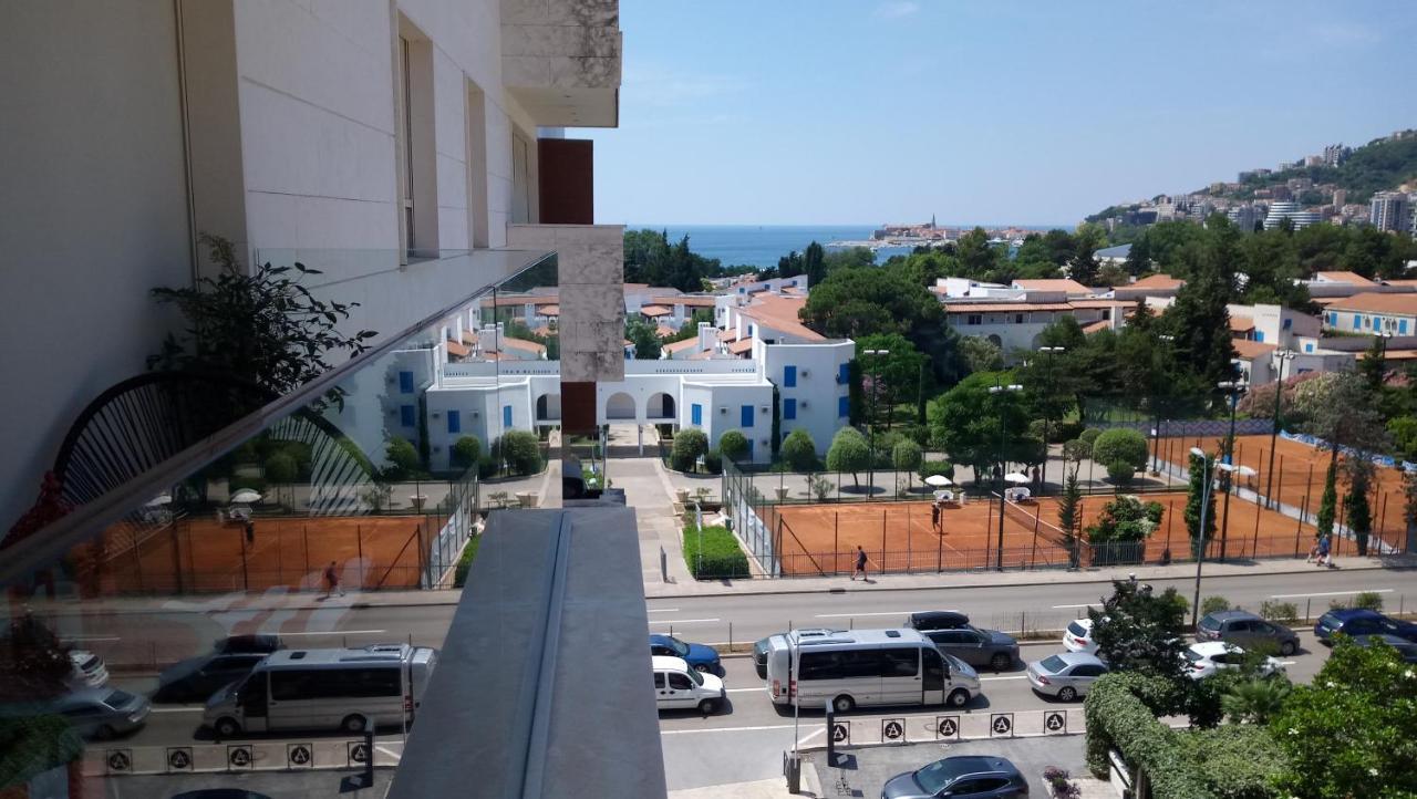 Red Lux Apartment Budva Bagian luar foto